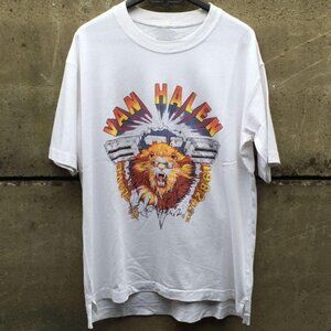 Van Halen Live 1982 Tour Retro Music Band Lion Logo T-Shirt